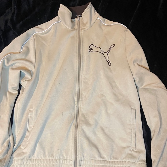 Closet clean out - Picture 1 of 1